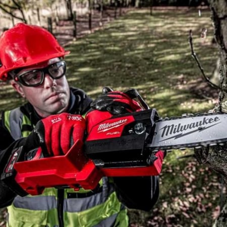 Fierastraul cu lant M12 FUEL Hatchet pentru tăieri precise [5]