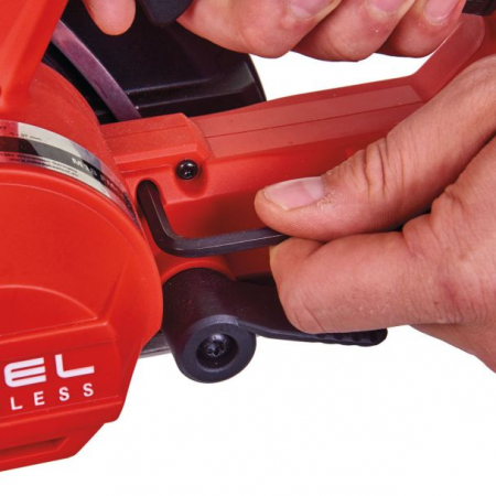 Fierastrau Milwaukee M18 FUEL pentru debitat metal cu motor fără perii [7]