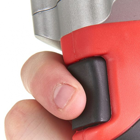 Masina de nituit Milwaukee cu acumulator 12V pentru service auto [2]