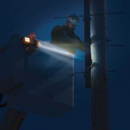 Lampa dubla de santier Milwaukee cu acumulatori, 2200 lumeni [3]