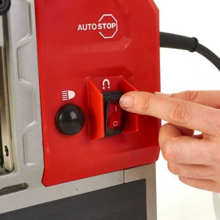 Mașină de găurit staționară cu talpă magnetică [7]
