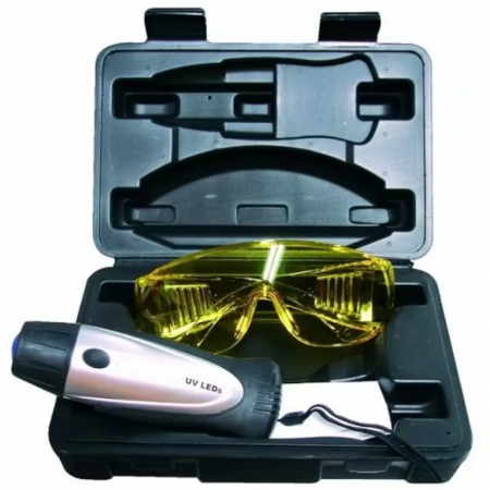 Accesorii si scule A/C - Trusa cu lampa ultravioleta