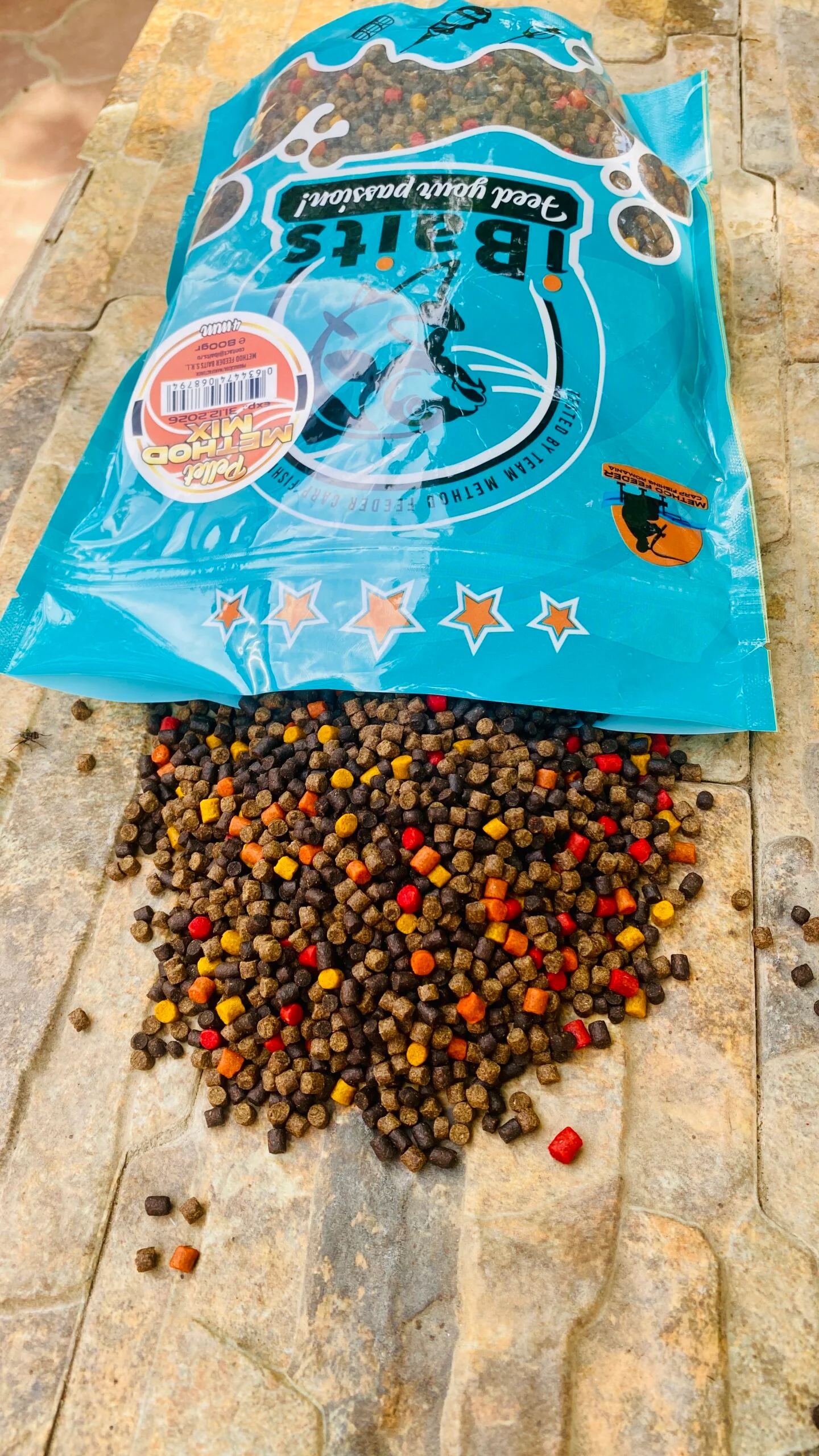 PELETE IBAITS METHOD MIX 4MM 800G [2]