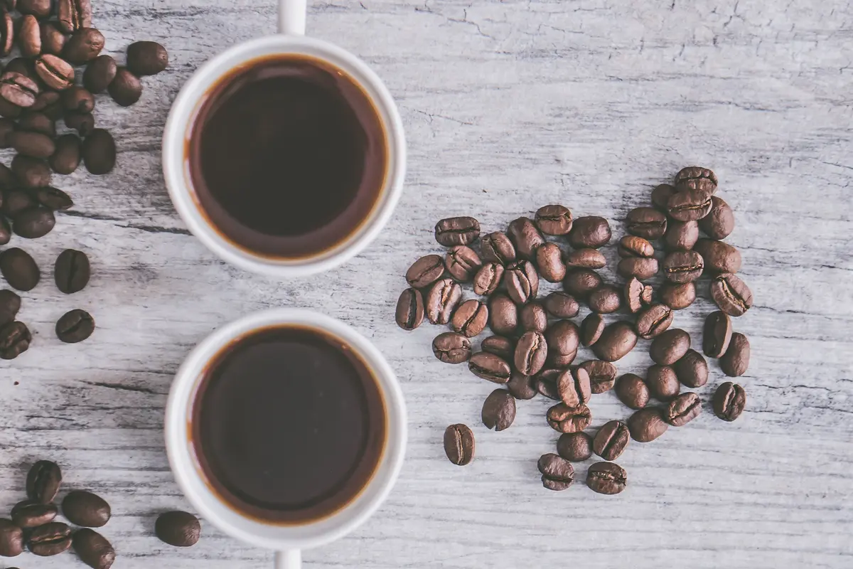 Trezește-te și miroase cafeaua: 7 beneficii neașteptate pentru sănătate ale cafelei tale preferate