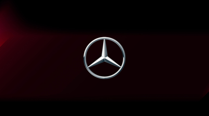 Navigatii dedicate Mercedes-Benz