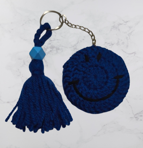 Breloc Smiley croșetat [3]