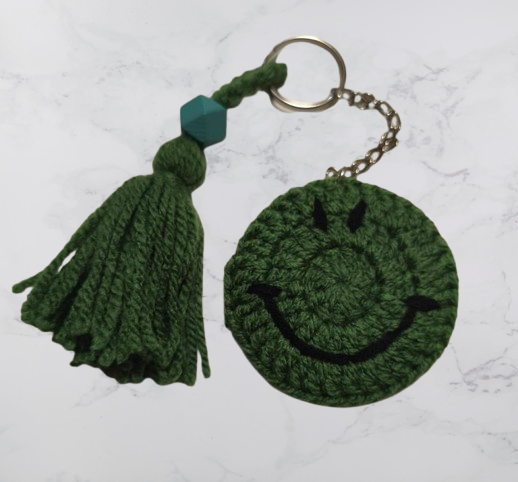 Breloc Smiley croșetat [5]