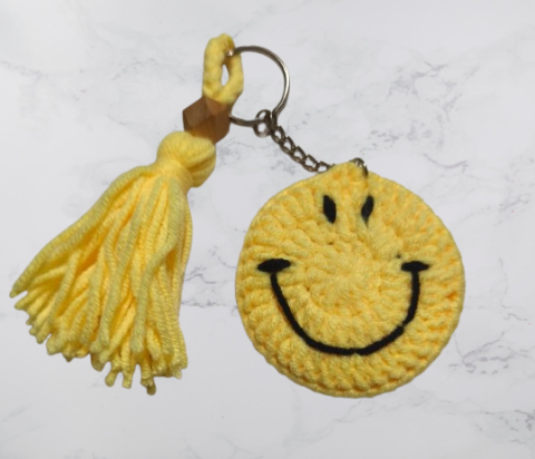 Breloc Smiley croșetat [5]