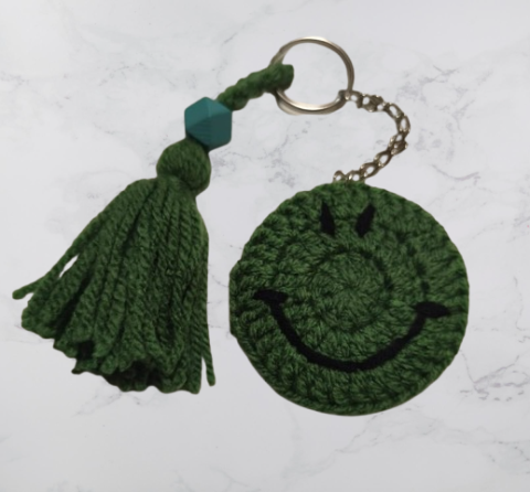 Breloc Smiley croșetat [4]