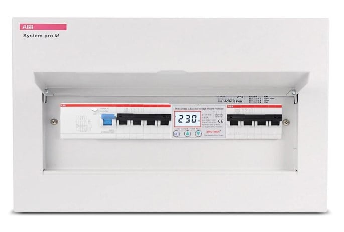 Releu Trifazic de Protectie Tensiune INNOVIX STVP-936 – 80A, Reglabil, Recuperare Automata, Display Digital, 380V, Alb [7]