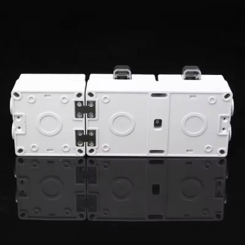 Priza dubla IP66 INNOVIX, cu Intrerupator, Ideala pentru Exterior, Rezistenta la apa si praf, Gri [4]