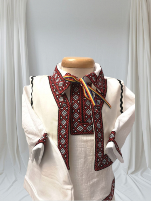 Costum traditional Matei [2]