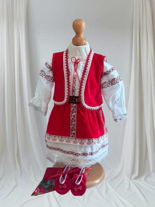 Costum traditional botez Catalina [2]