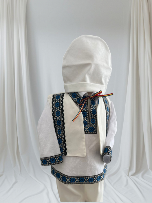 Costum traditional botez Mihai [2]