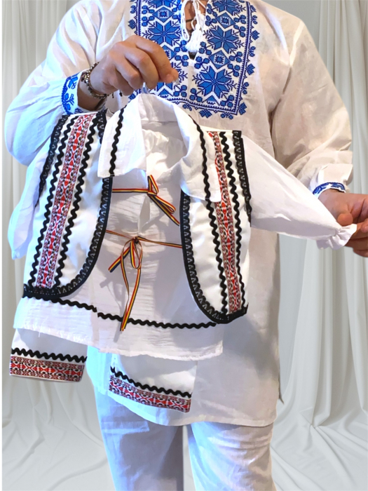 Costum traditional Mugurel 2 [1]
