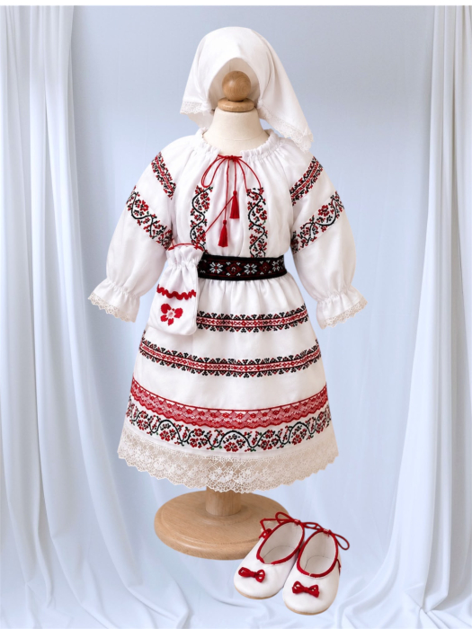 Costum traditional pentru botez Maria [2]
