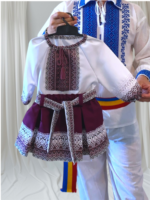 Costum traditional Raluca [1]