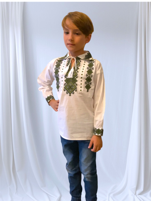 Ie traditionala Octavian [4]