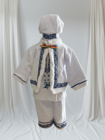 Botez si aniversari - Costum national baiat David