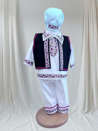Botez si aniversari - Costum botez Marius