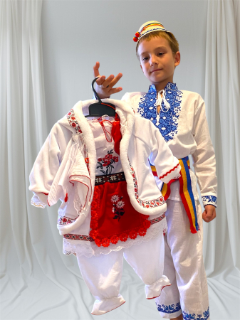 Costum traditional Alexandra [1]