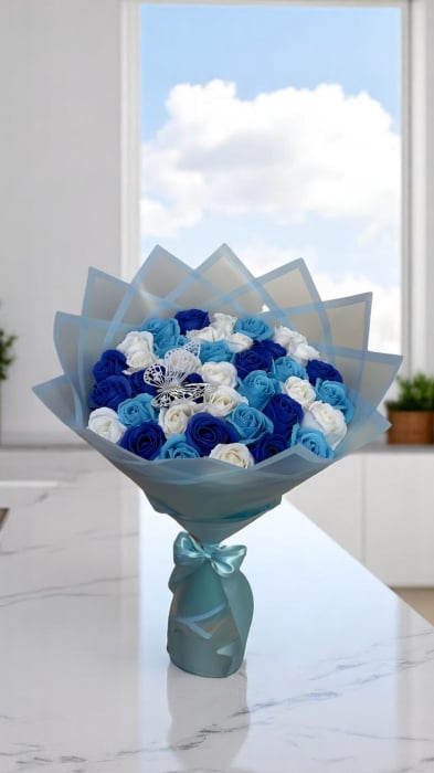Buchet Trandafiri Alb-Albastru [1]