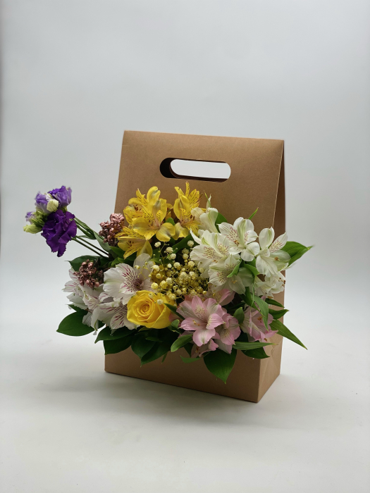 Aranjament floral ” Prospețime tropicală” [2]