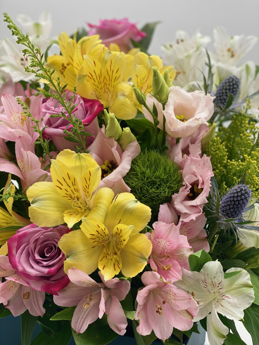 Aranjament floral ” Just for you” [4]