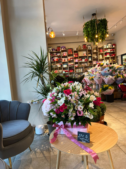 Aranjament floral ” Just for you” [2]