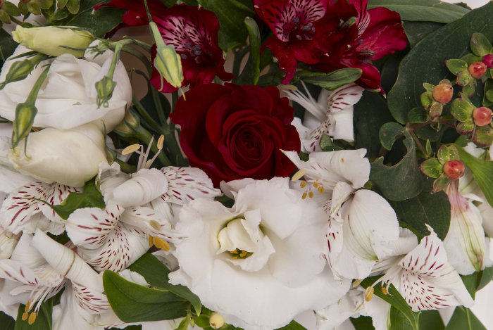 Aranjament floral ” Just for you” [3]