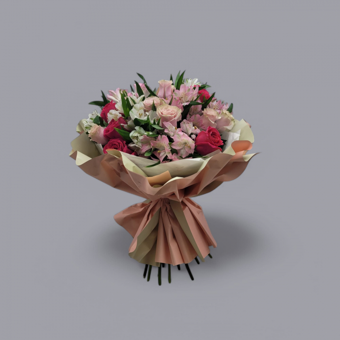 Buchet combo trandafiri si alstroemeria [2]