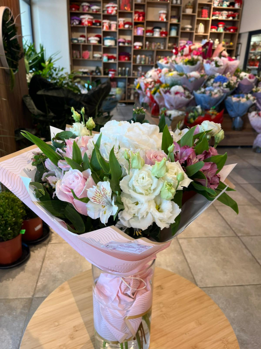 Buchet hortensia alb [3]