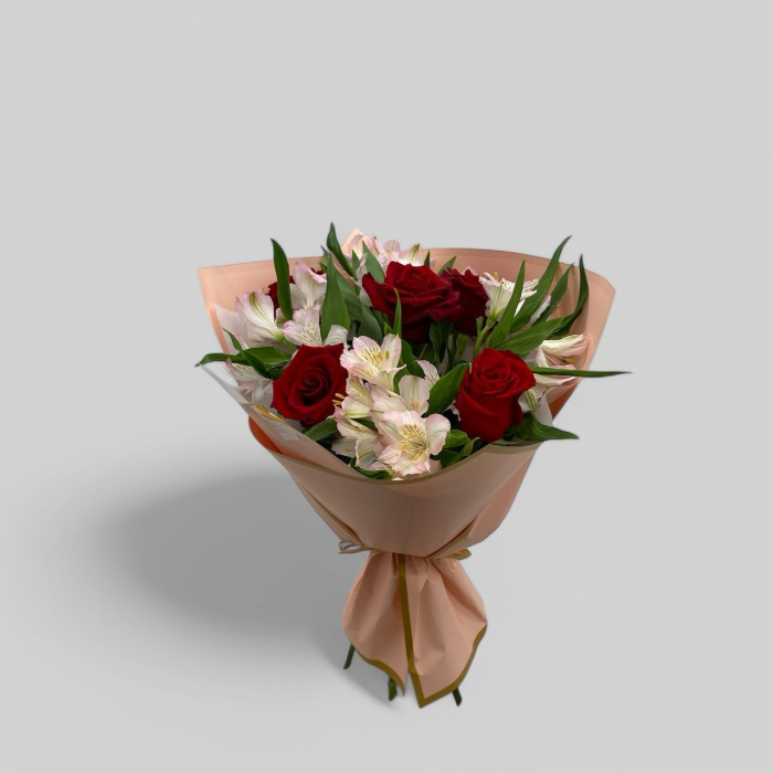 Buchet mixt 5 trandafiri [3]