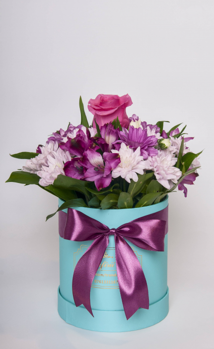 Aranjament floral  pink  ”cutie cilindrică varianta 3 din 3” [3]