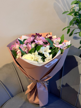 Buchete cu flori mixte - Buchet "Guess"