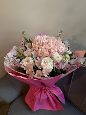 Buchet "Farmec-Roz"