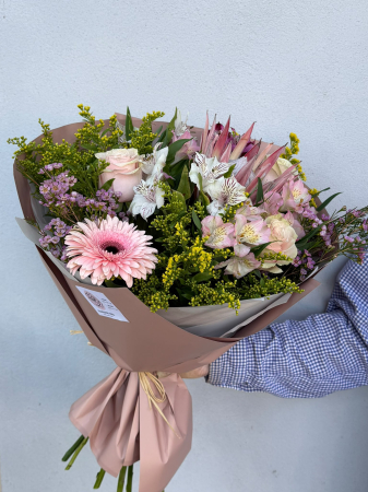 Buchete cu flori mixte - Buchet "Sincer"