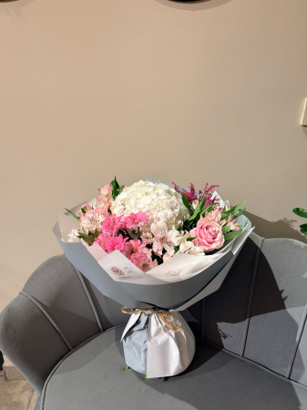 Buchete Sf. Maria - Buchet 'Pink&White'