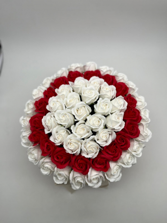 Aranjament floral din flori de săpun [16]