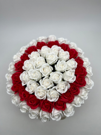 Aranjament floral din flori de săpun [15]