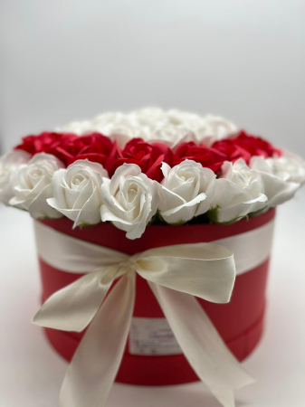 Aranjament floral din flori de săpun [14]