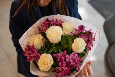 1-8 martie - Buchet floral mixt