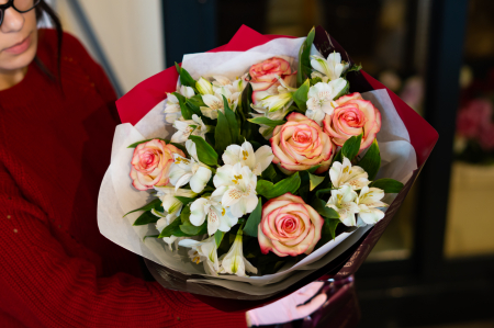Buchete cu flori elegante - Buchet  flori mixt