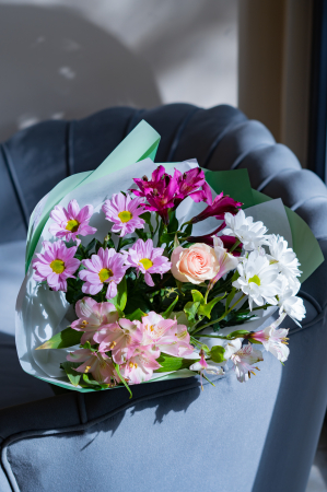 1-8 martie - Buchet  flori mixt