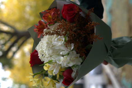 Buchete cu flori de primavara - Buchet "Tomnatic"