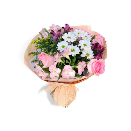 Buchete - Aranjament cu trandafiri, crizantemă, solidago și alstroemeria.