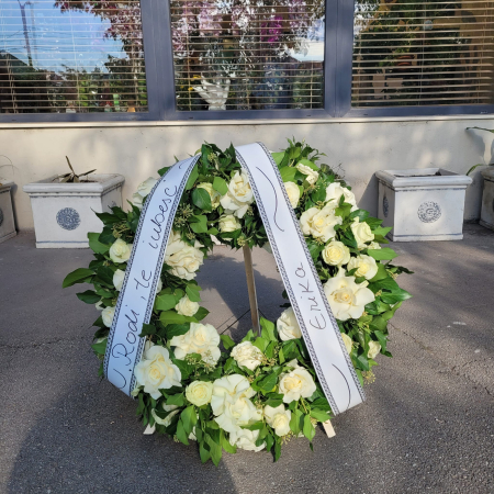 Funerare - Coroană flori white 65cm