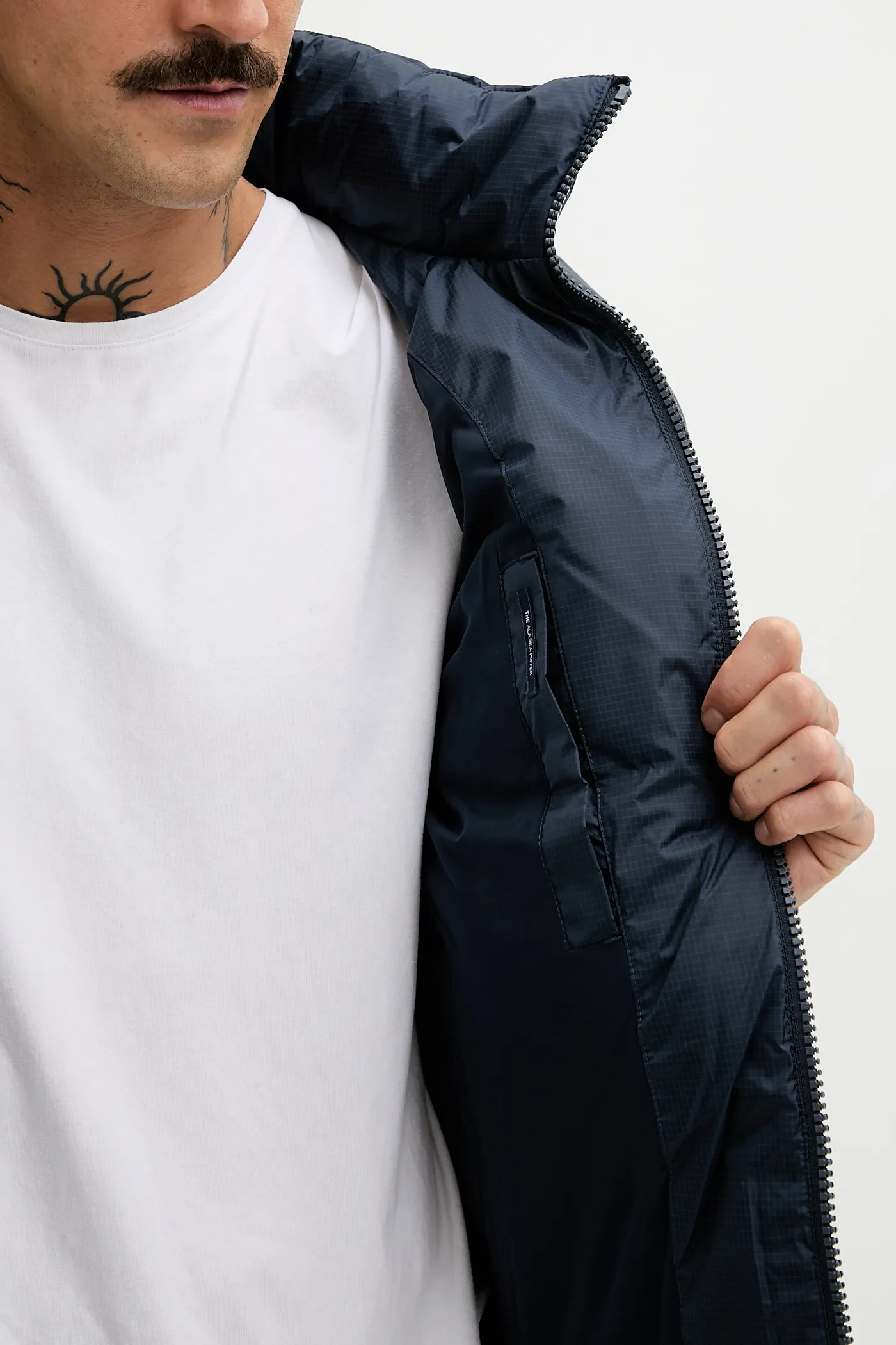Geaca Bărbați, Tommy Jeans, Negru, Umplutura cu puf de rata, Logo Brodat [5]