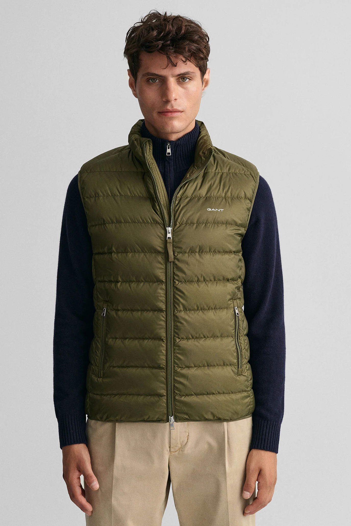 Vesta Barbati, Gant, Verde, Puf de rațǎ [2]