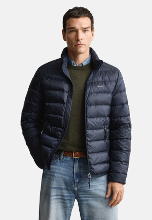 Geaca Barbati, Gant, Bleumarin, Puf de rata, Rezistenta la vânt si apa [1]